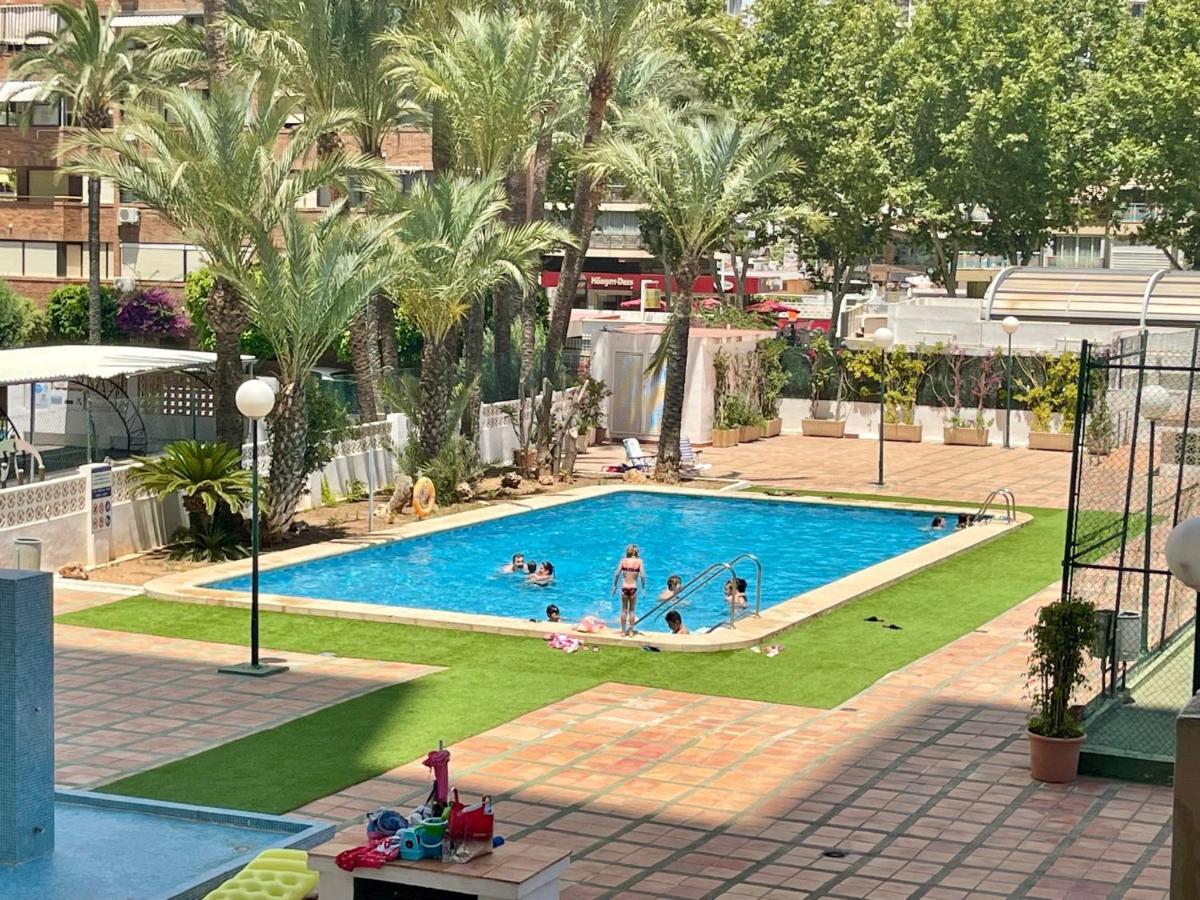 Gemelos 1 Modern Seaviews Μπένιντορμ Εξωτερικό φωτογραφία